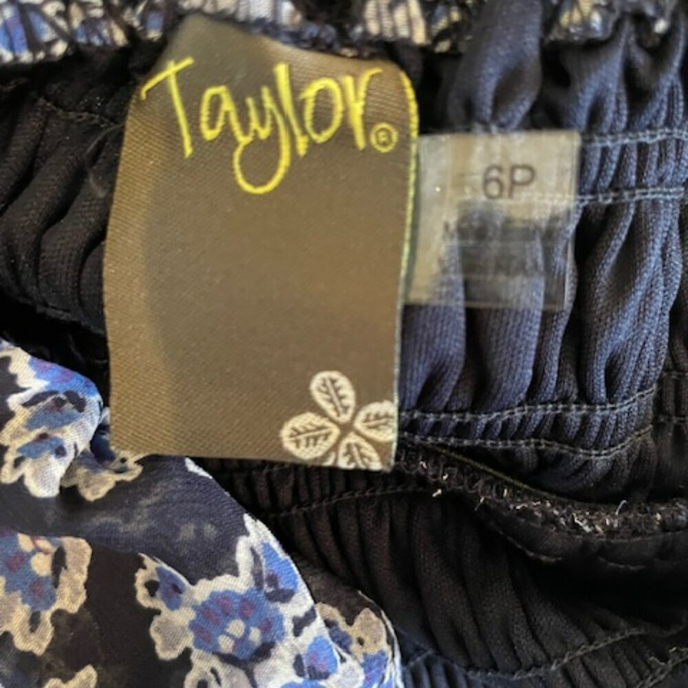 Taylor Floral Tiered Maxi Dress Smocked Tie Back Flowy Blue & White NWT 6P - Picture 7 of 9